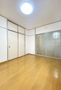 コーポ・クローカスの洋室|募集元掲載の参考写真です。現状優先。