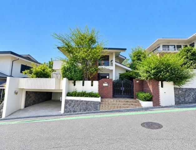 西宮市　柏堂西町　中古戸建の画像