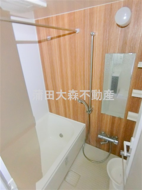 CREVISTAクレヴィスタ多摩川六郷の浴室|追焚+浴室乾燥機付のバスルーム　お風呂