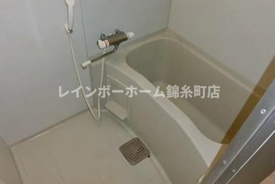 レオパード堀切の浴室