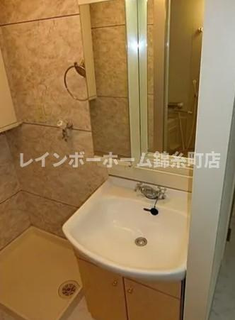 レオパード堀切の洗面所