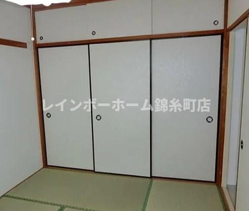レオパード堀切の収納
