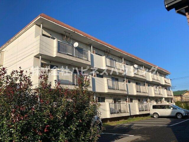 コーポ飯田第二マンションの外観