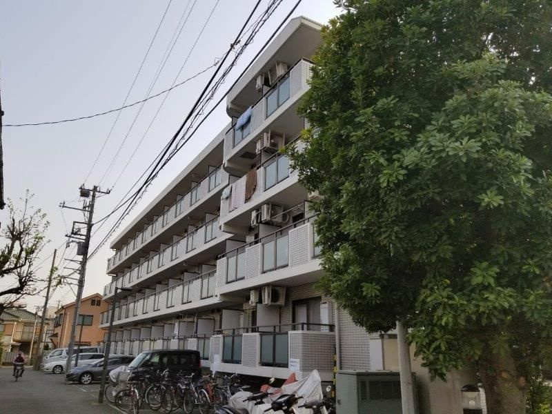 クリオ根岸弐番館の外観