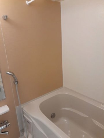 プロムナード・コスモスの浴室|コンパクトで使いやすいお風呂です