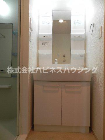 ジュネス・キミサクＢの洗面所|使いやすい洗面所です