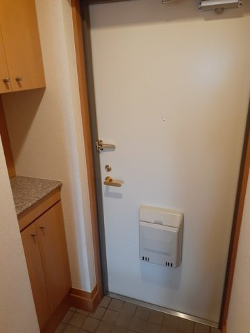 グランツ　モーデの玄関