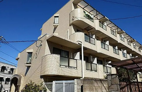 日神パレス杉田A棟の外観