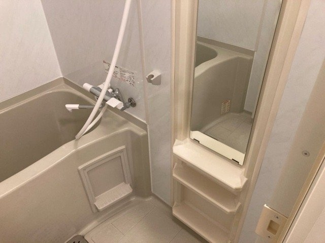 パレステュディオ麹町の浴室|清潔感のあるバスルーム