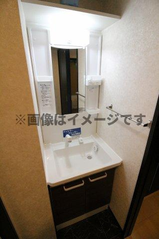 （仮称）都城天神町HEマンションの独立洗面台|独立洗面台で身支度をすべて済ませてしまいましょう