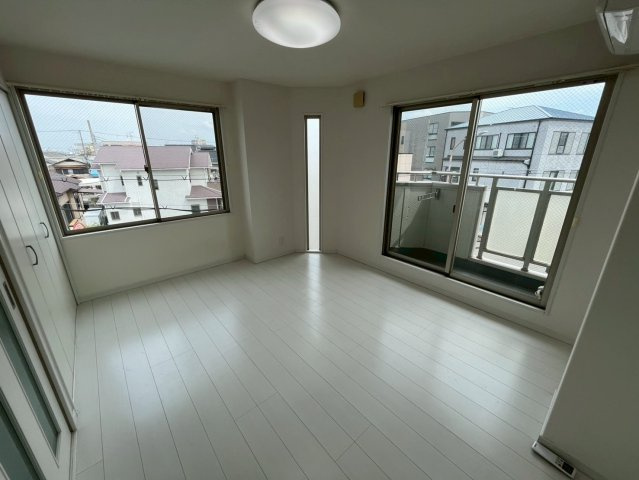 Aliareなかもずの居間・リビング