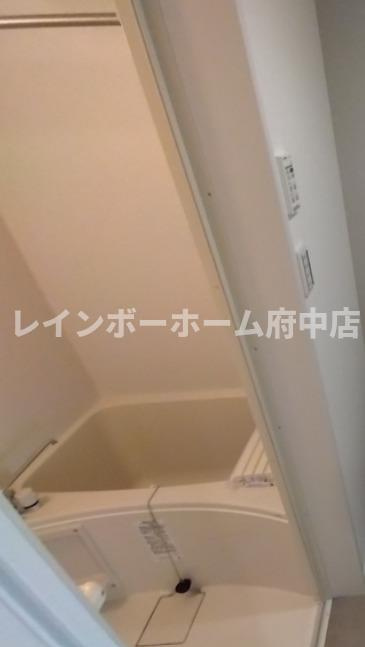アザーレ・ソラ中河原の浴室