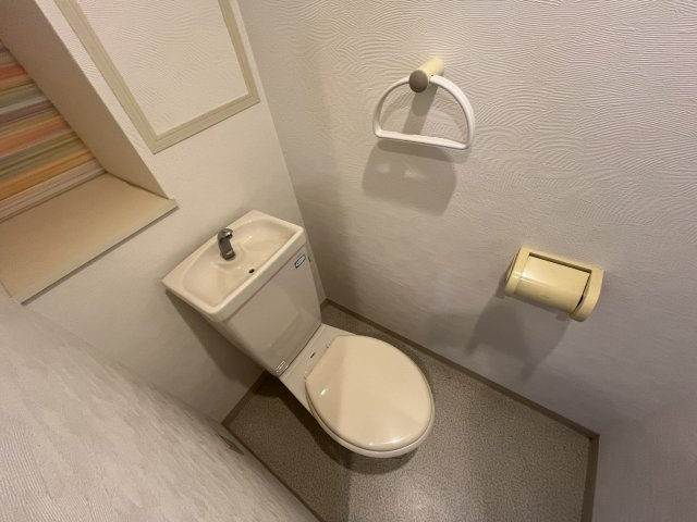 メゾンドール・ラーバン和泉Ⅰ番館のトイレ