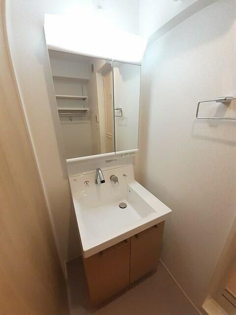 アンソレイエ町屋の洗面所
