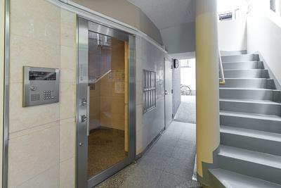 グランドゥ渋谷のエントランス|建物の内部です