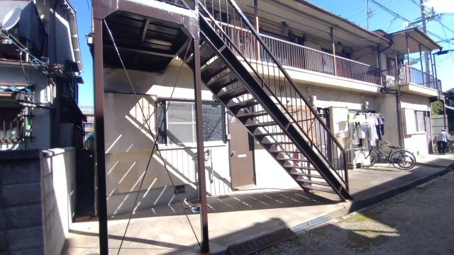 上ノ島町アパートの外観
