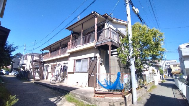 上ノ島町アパートの外観