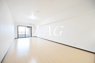 【居間・リビング】 | ドメス新横浜 | 洋室のお部屋です。