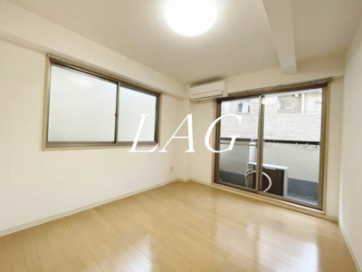 【居間・リビング】 | 明大前クリオン | 洋室のお部屋です。