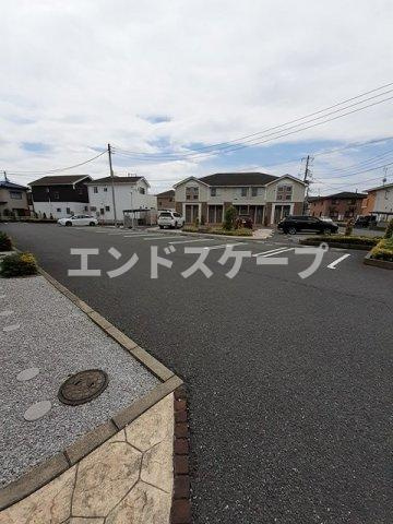 グレイスタウンＣの駐車場|高崎、前橋のお部屋探しはエンドスケープまで！お客様の理想お聞かせ下さい♪