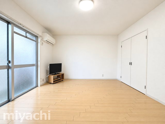 徳島市住吉２丁目の賃貸マンションの居間・リビング