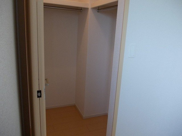 ヴィラ　カメリアーテの収納|大きなものも収納できそうです