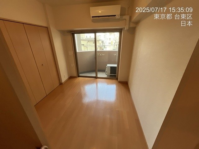 エグゼ浅草弐番館の洋室