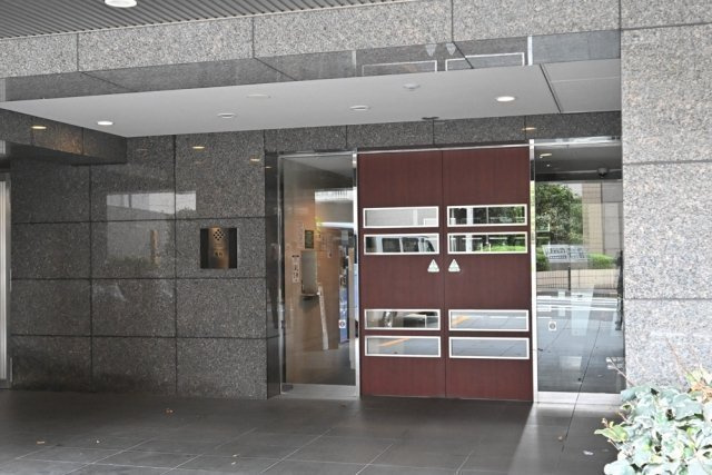 パレステュディオ麹町のエントランス