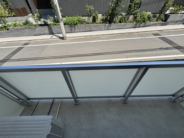 リブリ・ルービ館のバルコニー