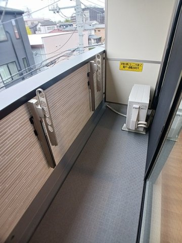 ラリュールのバルコニー