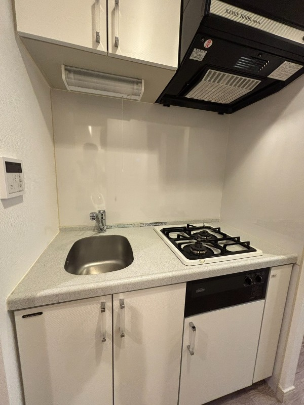 港区六本木２丁目の賃貸マンションのキッチン