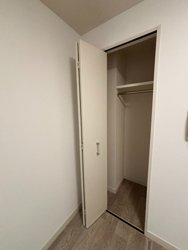 港区六本木２丁目の賃貸マンションの収納