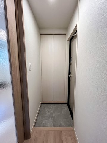 アレーズ・テラの玄関