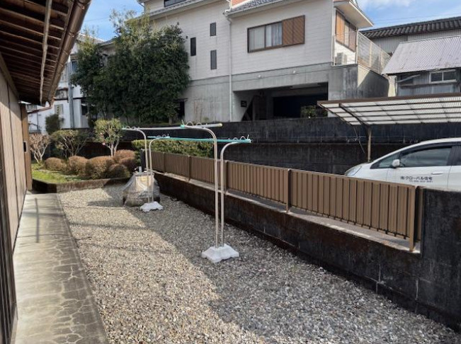 「オール電化住宅」香美市香北町美良布　中古一戸建ての庭|風通しがよく、お洗濯ものも良く乾きます♪
