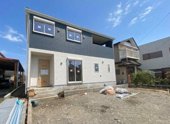 【Cradle garden】真岡市荒町 第14 全3棟の外観|〇3号棟〇
建築中の工程を確認できるのがは今ならではのメリットです。
周辺環境を含め、今からチェックがおすすめです。
先ずはお気軽にお問合せください！
※2026年10月撮影