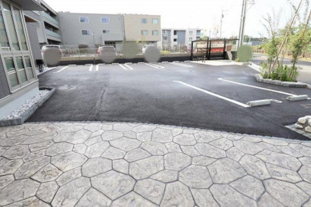 D-Invest陣場　Bの駐車場