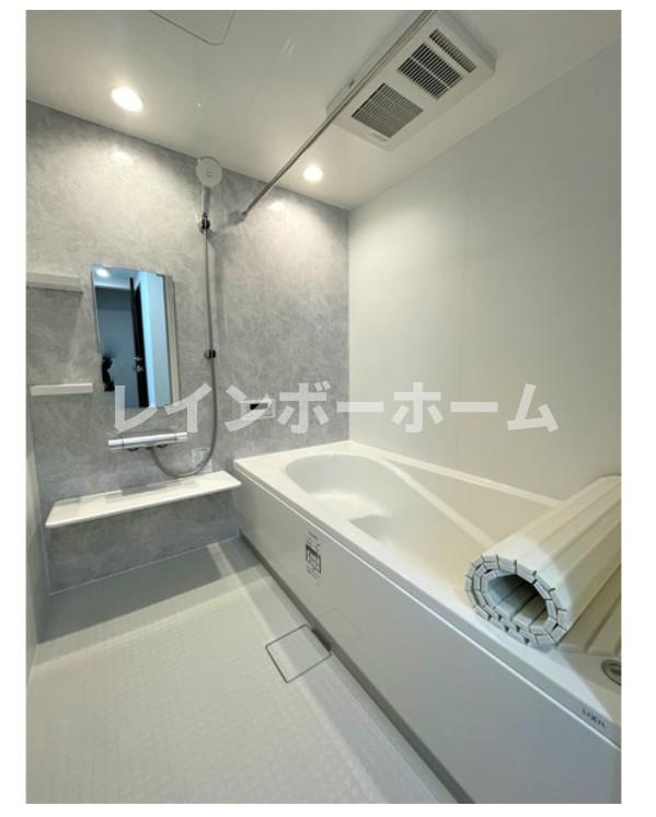 グラフィオA 仲介手数料（賃料の1.10ヵ月）の50％OFF対象物件！の浴室