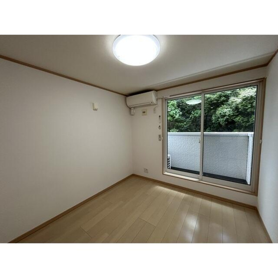 【寝室】