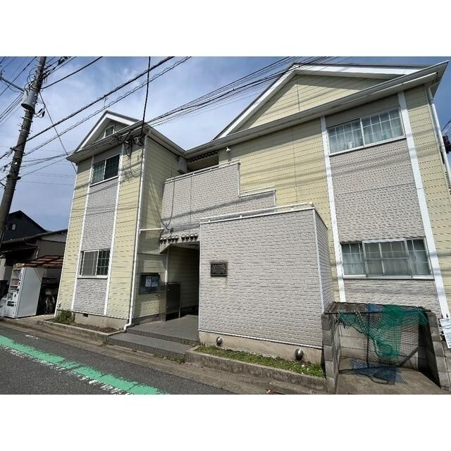 ７ｔｈ ＡＶＥＮＵＥの外観
