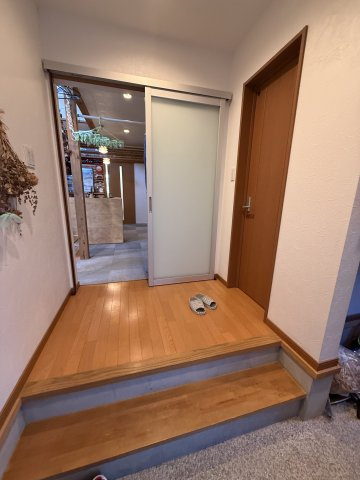2026/10/31NEW　戸建　高山市国府町山本　2180万の玄関