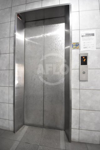 コンフィデンスロンの設備|コンフィデンスロン　エレベーター