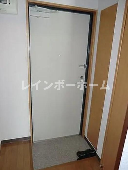 ミリアビタNo.5の玄関|※別部屋参照写真となります。