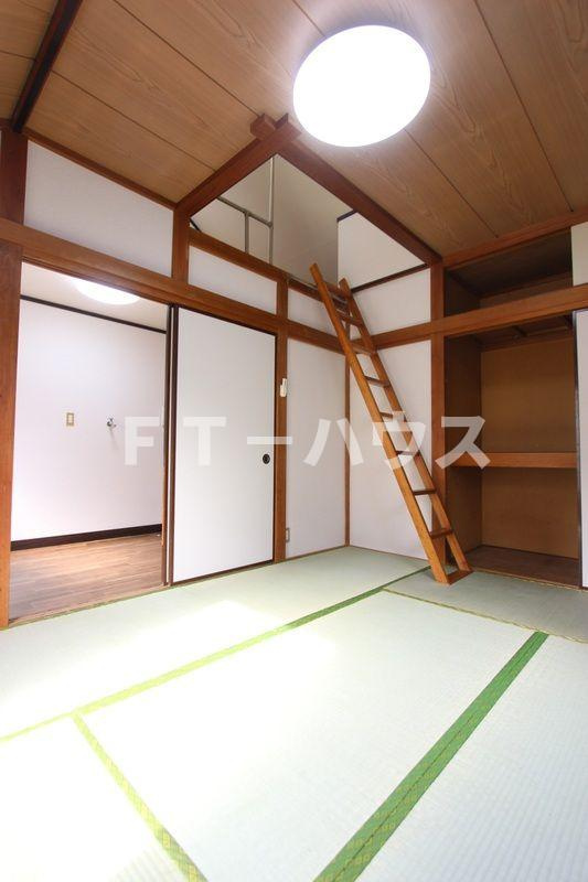 メゾンレイク船橋の和室