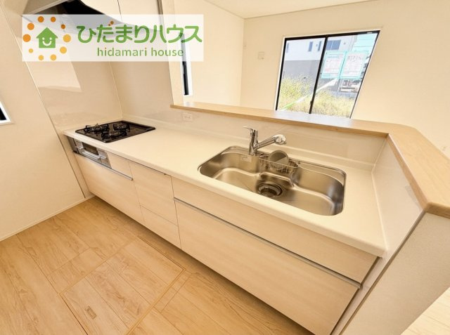 【キッチン】 | 土浦市木田余西台第2　新築戸建　3号棟 | 料理をしながらでも、ご家族との会話を楽しめる対面式キッチン♪
