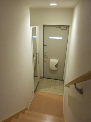 【玄関】 | ロイヤルウエストＳ | シンプルで使いやすい玄関です