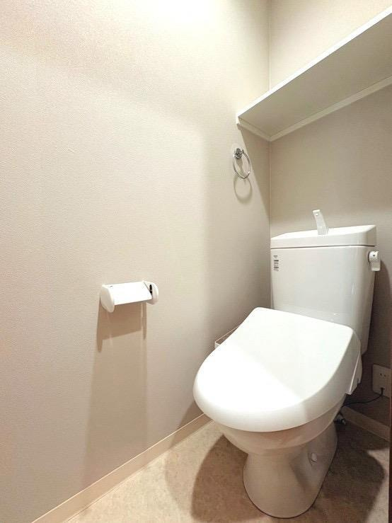 ADC鳥栖アールエル【キャッシュバック対象物件】のトイレ|ゆったりとした空間のトイレです
