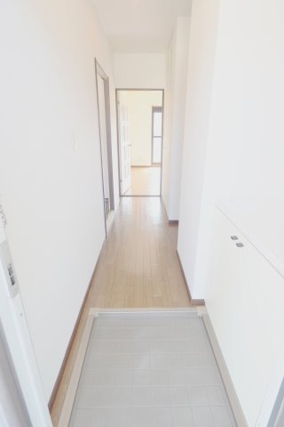 グランデ西原の玄関