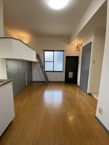 ミレニアム友丘の内装|同物件別号室の参考写真。現況優先。