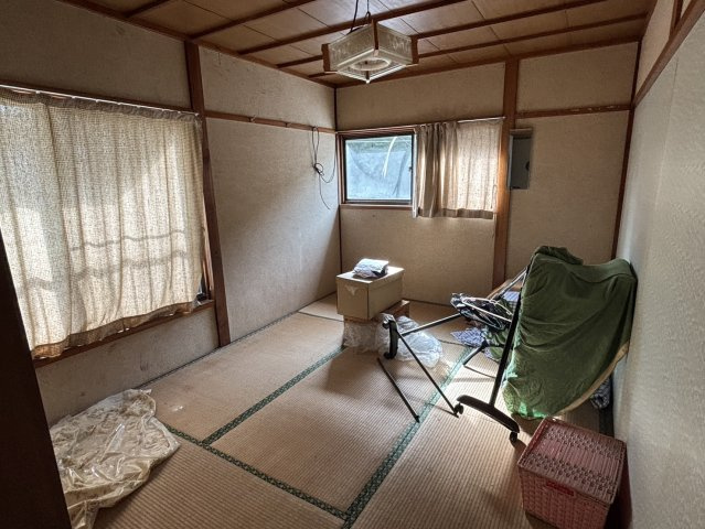勿来町九面坂下５DK　海岸沿いの手作りサウナ付き物件！の和室