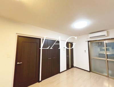 【居間・リビング】 | アーサクラスト大森 | 洋室のお部屋です。
